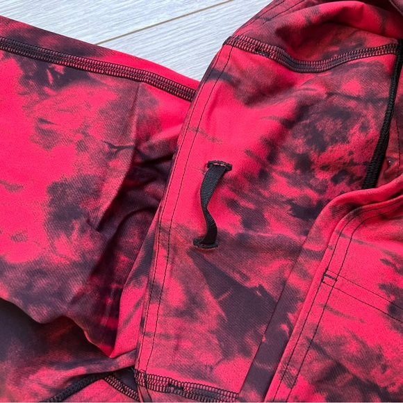 Lululemon Fast and Free Game Day - Red Black Multi (Size 4) - Picture 13 of 13